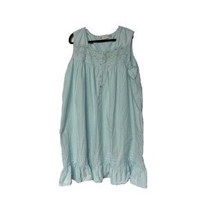 Elegant Sleeveless Light Blue Chemise